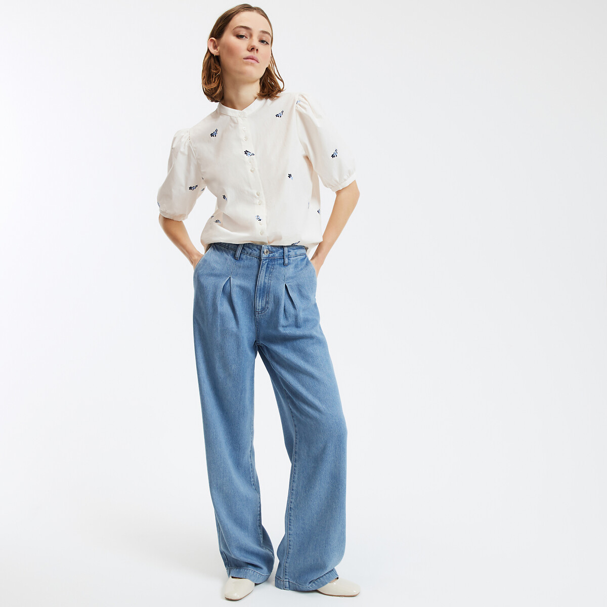 COLEÇÃO LA REDOUTE<br>Camisa com bordado floral, gola Mao, mangas bufantes