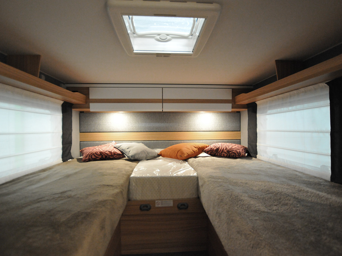 Dethleffs Just T7052 EB 2023 camper