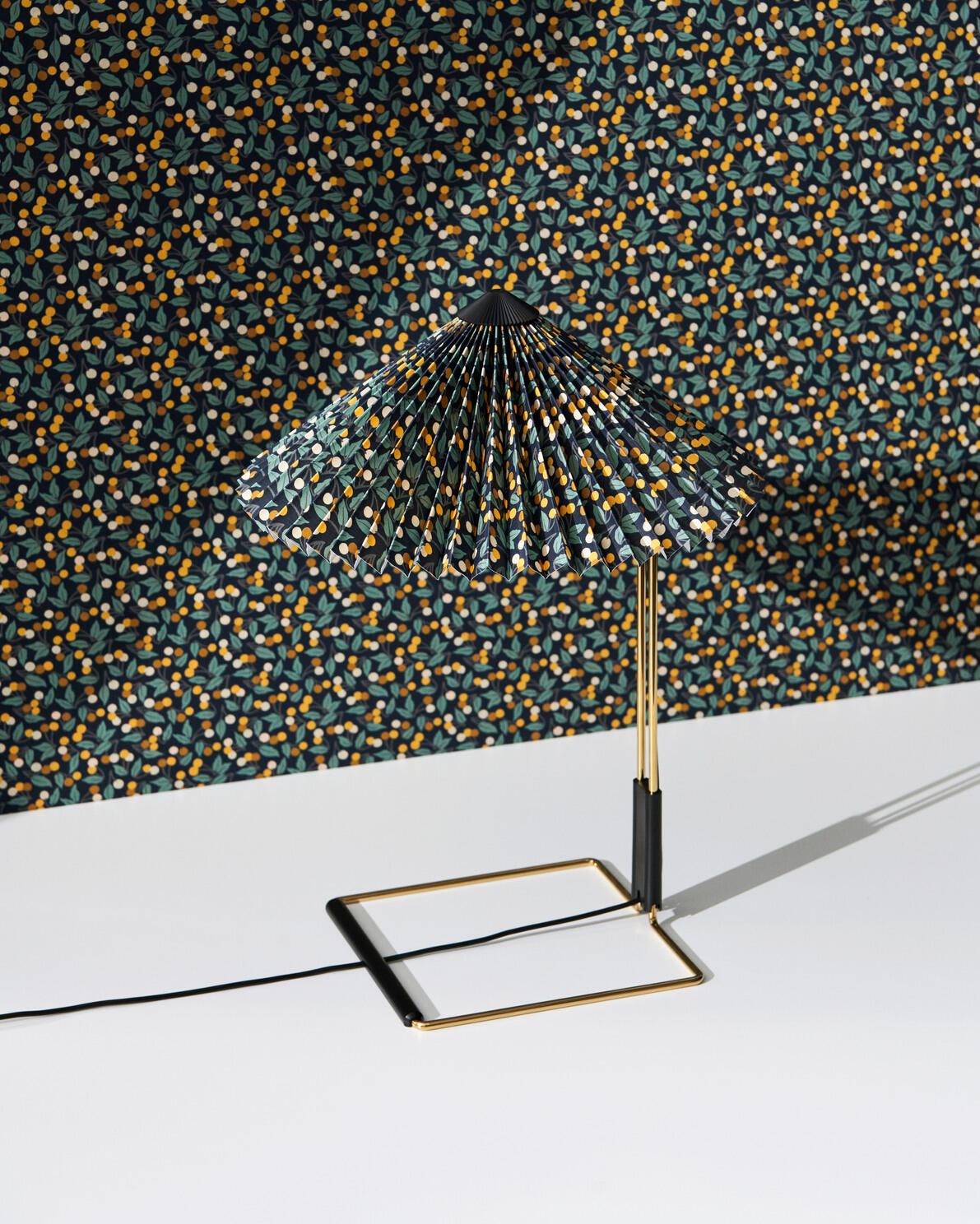 HAY  HAY x Liberty Matin bordlampe, Cherry Drop by Liberty - H38 cm.