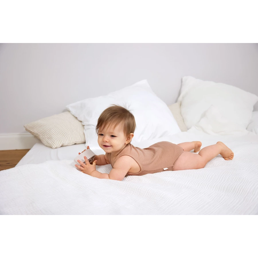 LÄSSIG Baby Body Ärmellos braun