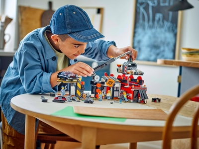 LEGO Schroothoop met auto's (60472)