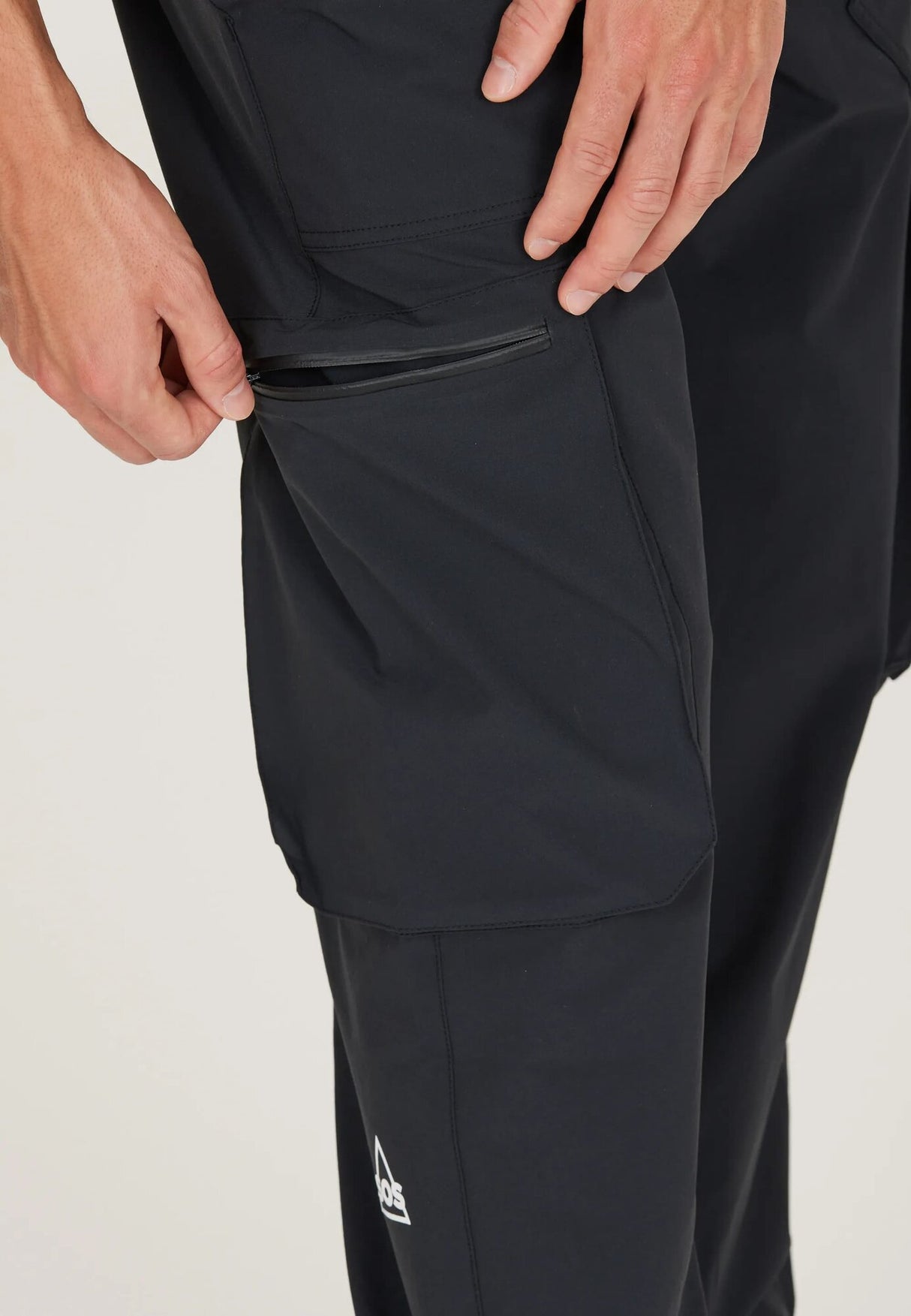 SOS<br>Salonga M Woven Pants