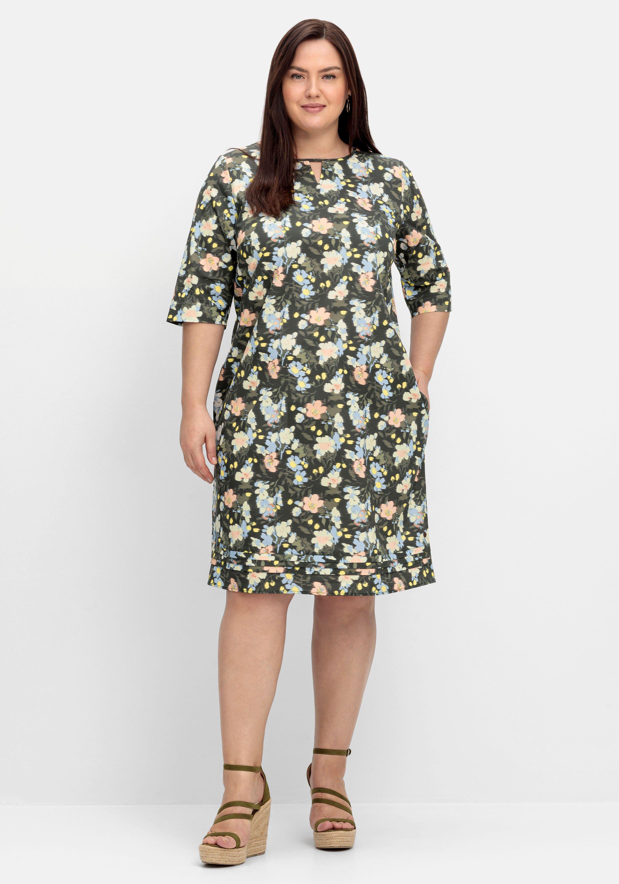 Kleid mit 3/4-Arm und Blumenprint