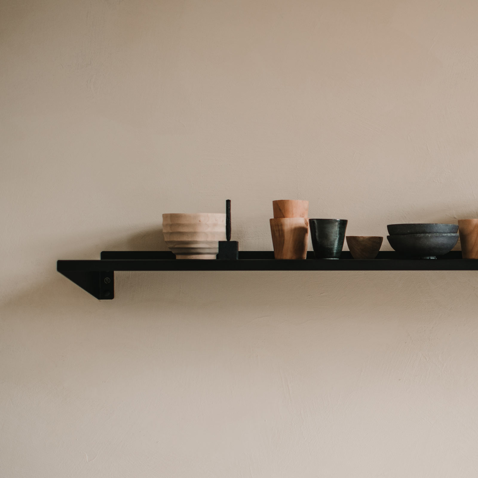 Wandplank °01 | 60 cm Black