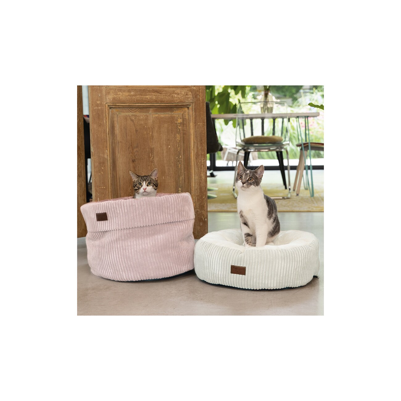 Designed by Lotte DBL Katzenbett Ribbed hellgrau
