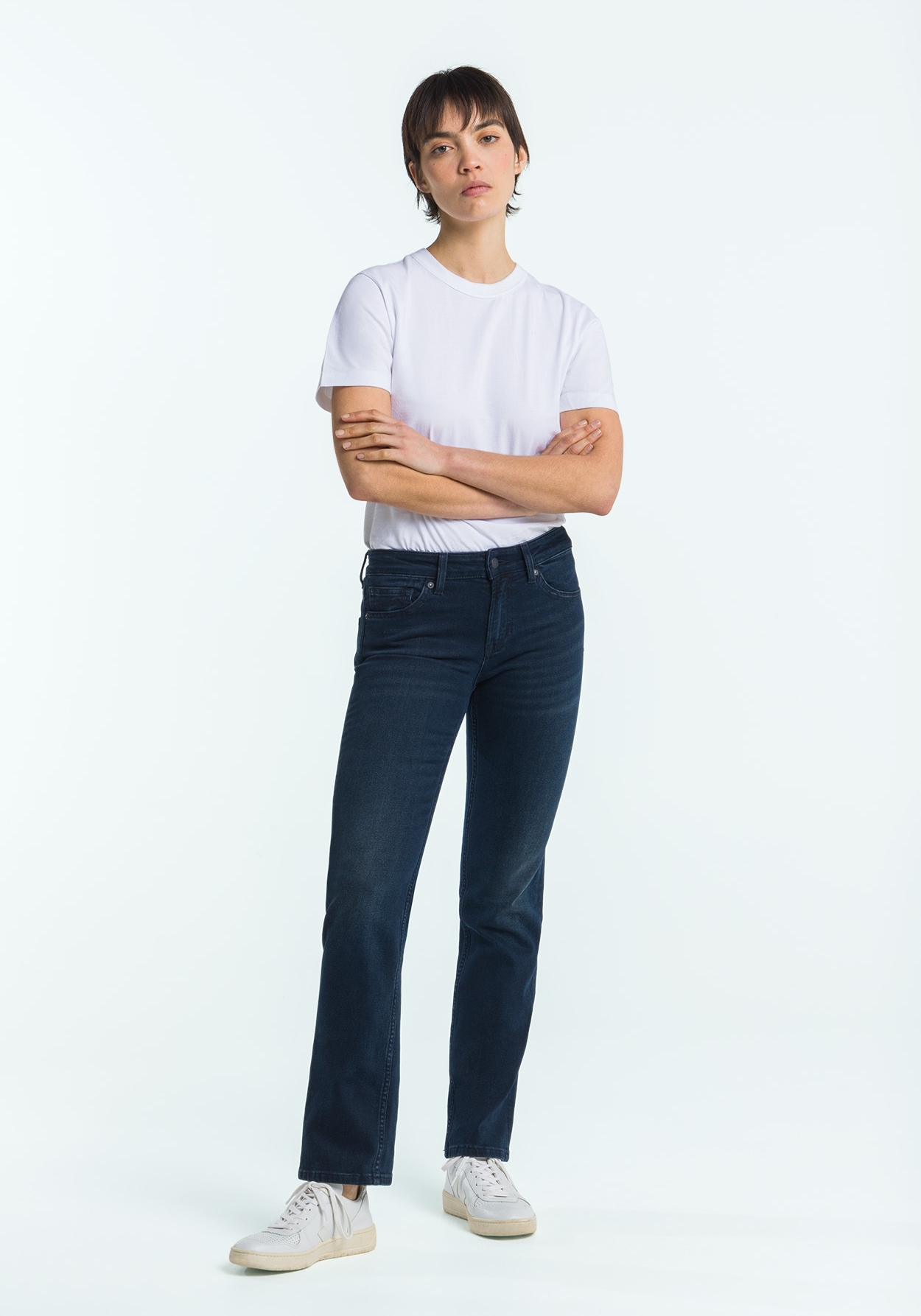 Kings Of Indigo Jeans Emiko Olesya Blue Black