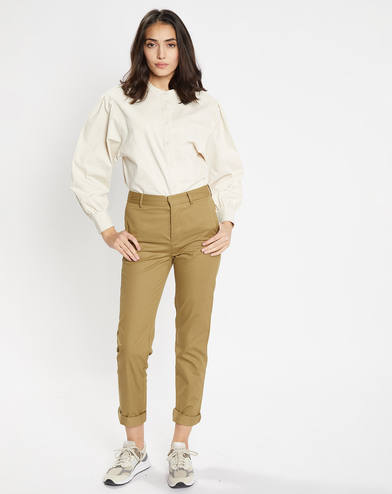 Galeries Lafayette Chemise en Coton Cachou col officier écrue