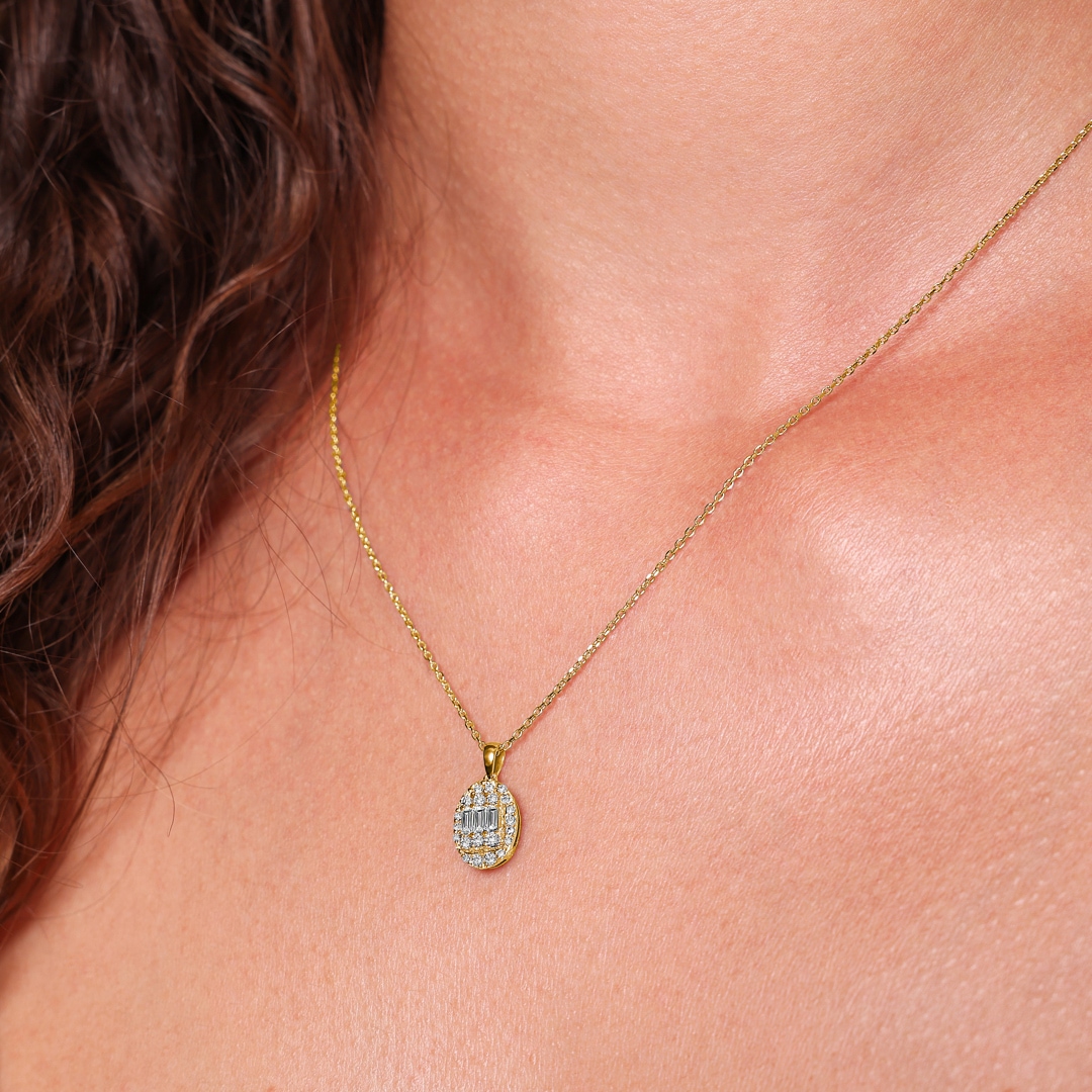 Collier mit Anhänger 750/18 K Gelbgold mit Diamanten 0.43 ct H/si