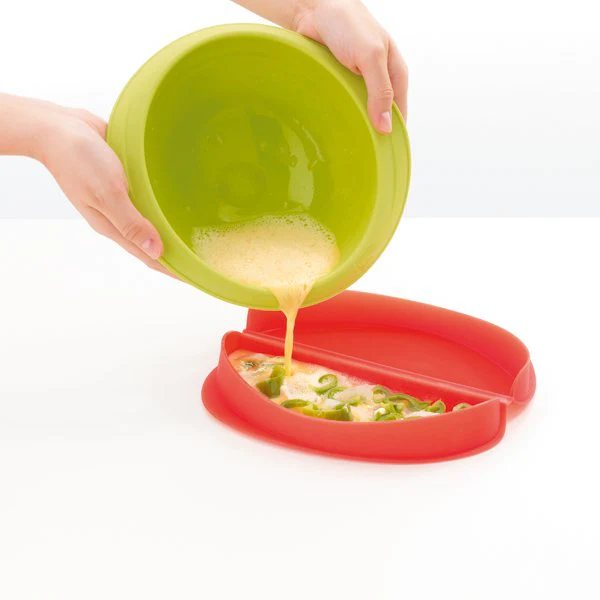 Cuit-omelette micro-ondes en silicone Lékué