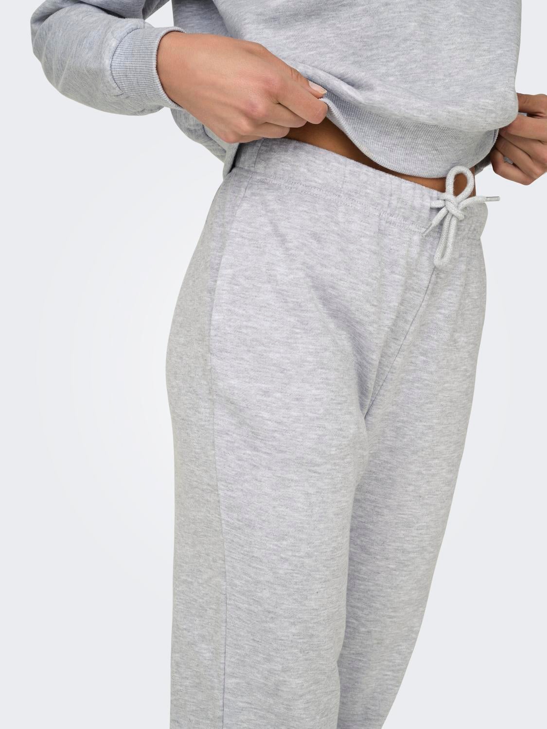 ONLFAVE Normal geschnitten Jogginghose Light Grey Melange