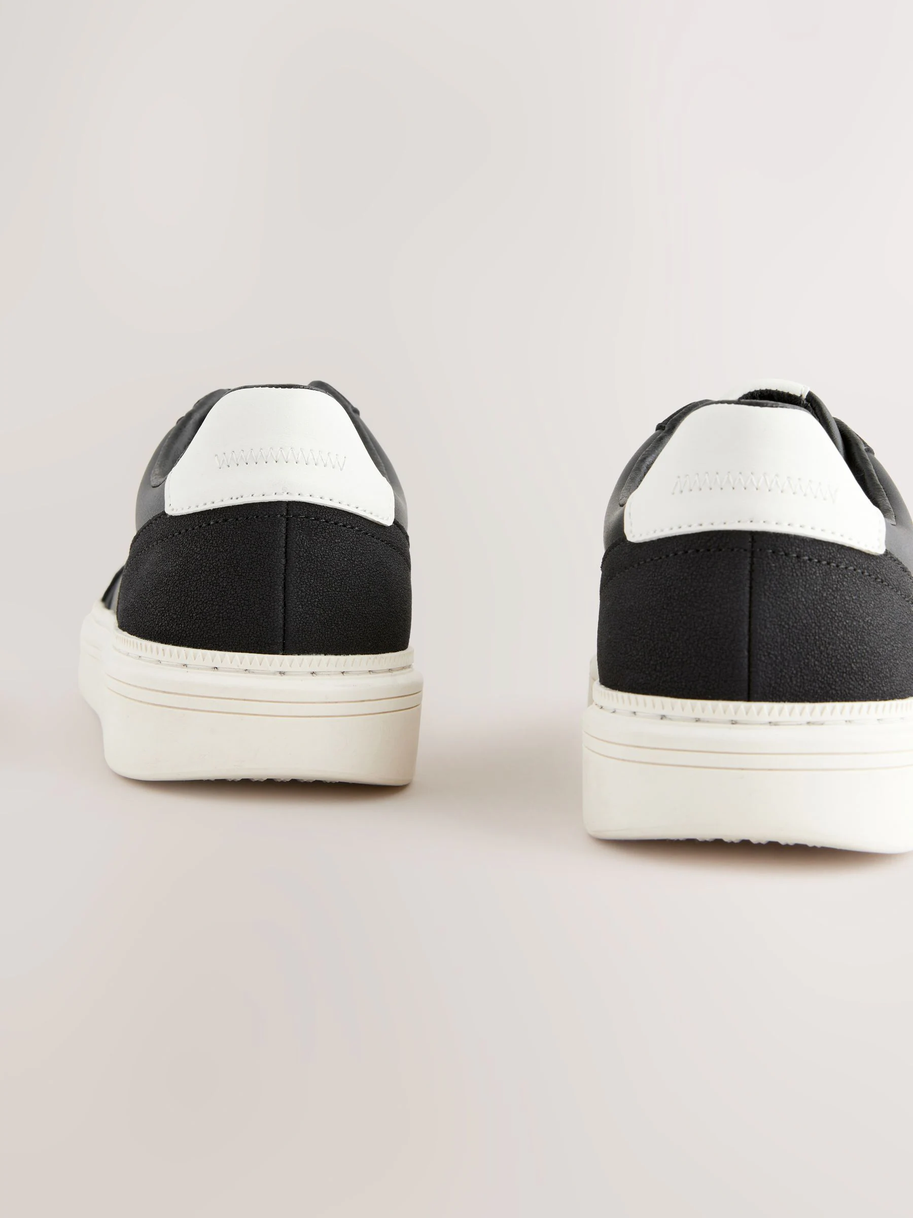 Zwart - Sneakers met dikke zool
