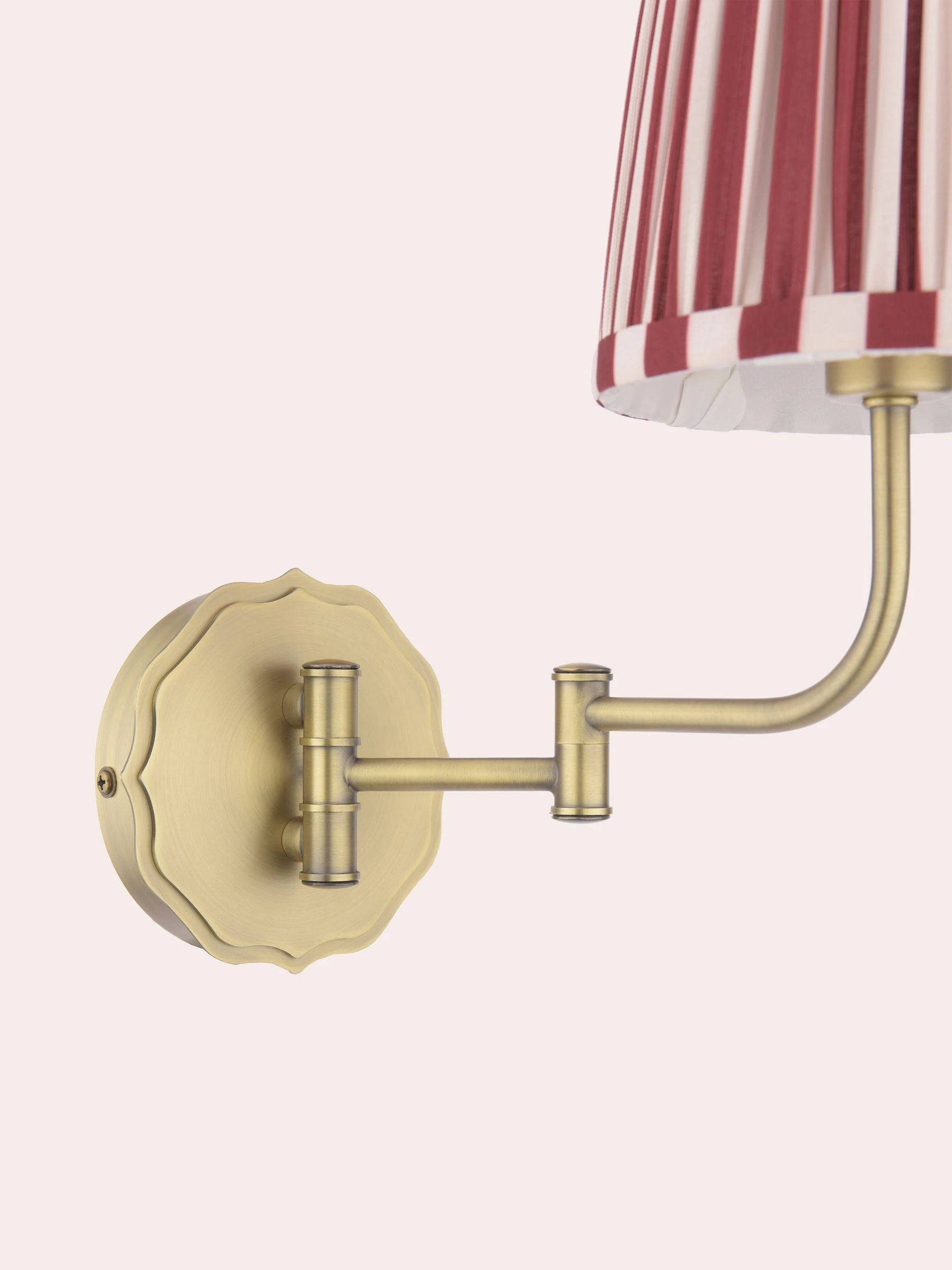 Laura Ashley Denwick wandlamp met 1 lampen