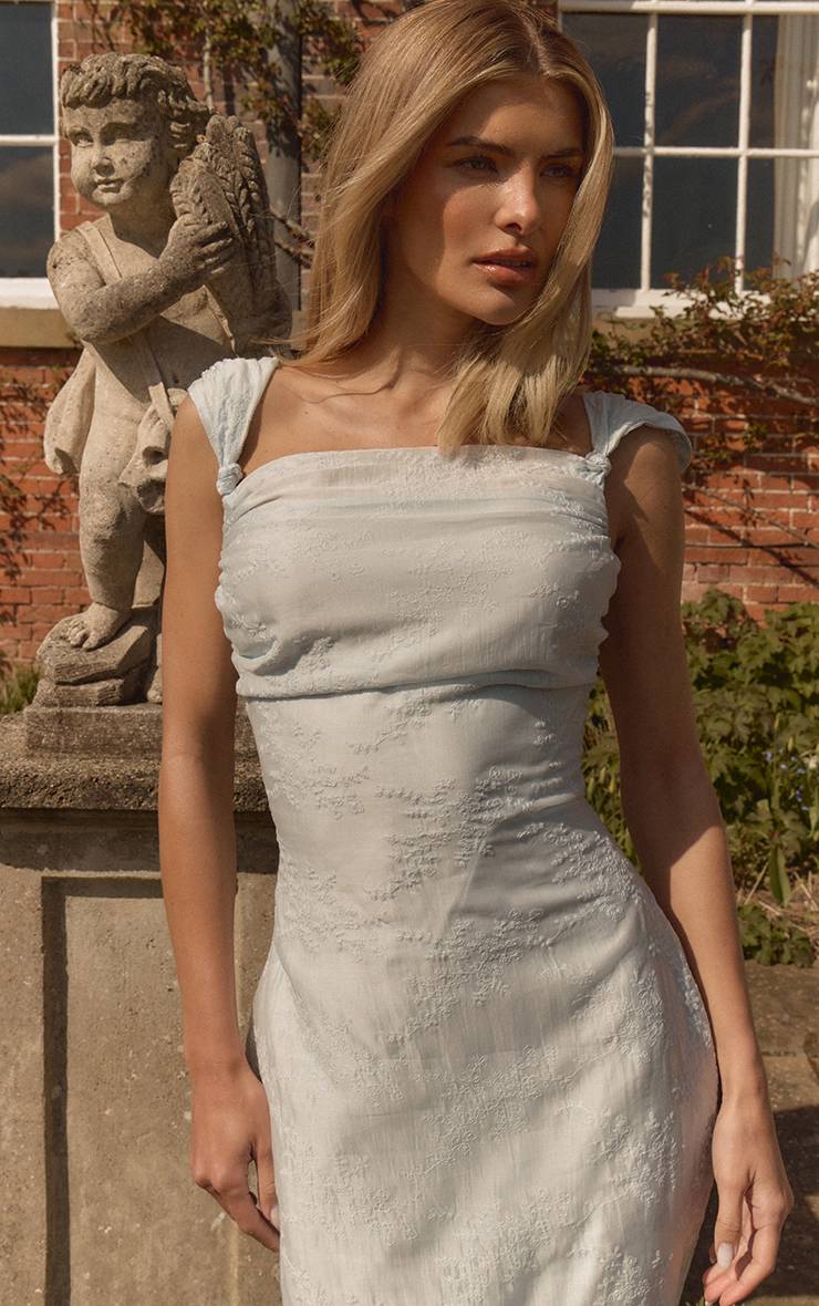 Bleu Layette Robe Longue Maxi Brodée De Motifs Floraux