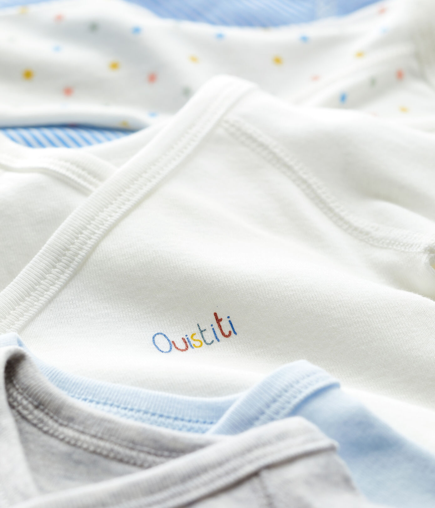 Lot de 5 bodies bébé en coton biologique