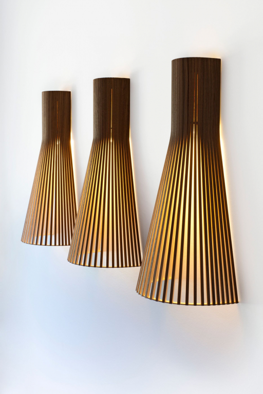 Secto Design Secto 4230 wandlamp met wandbevestiging zwart