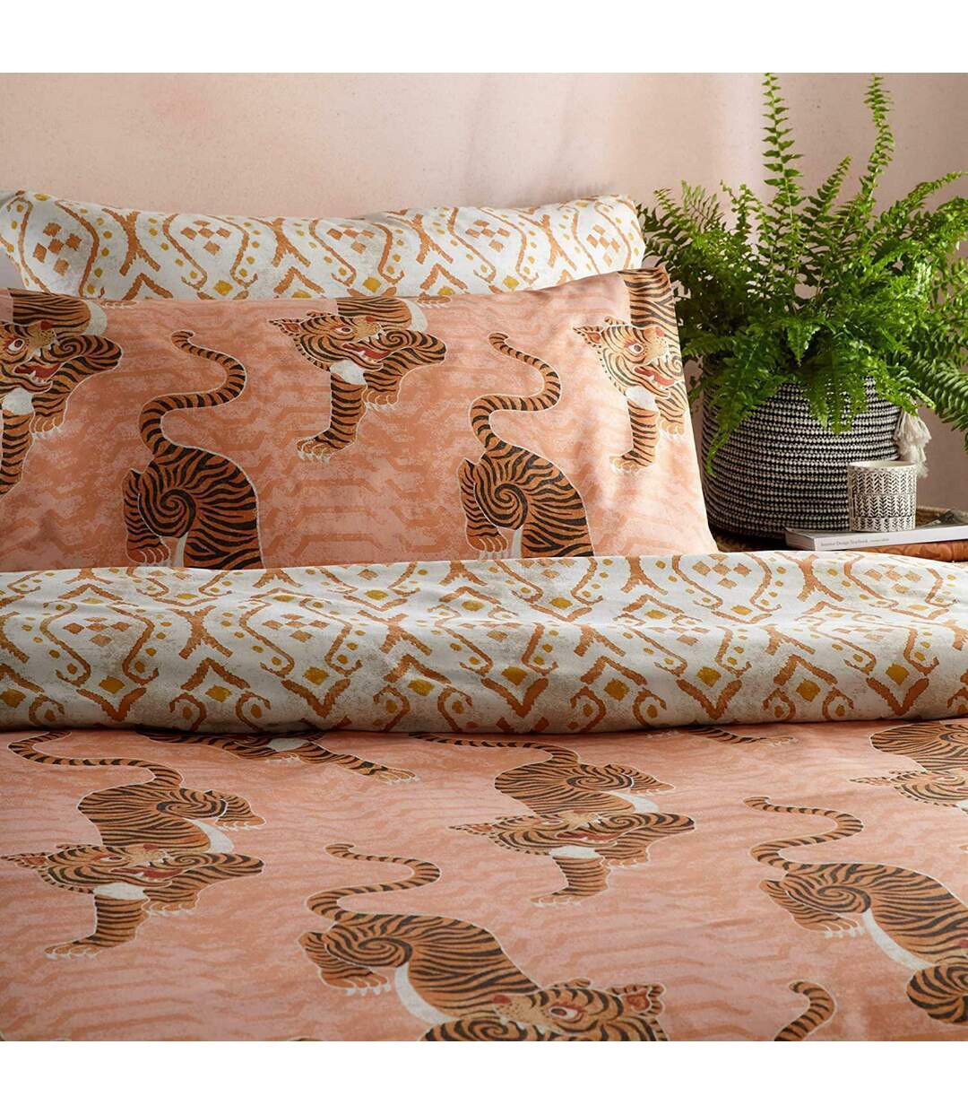Furn - Parure de lit TIBETAN TIGER (Corail) - UTRV2140