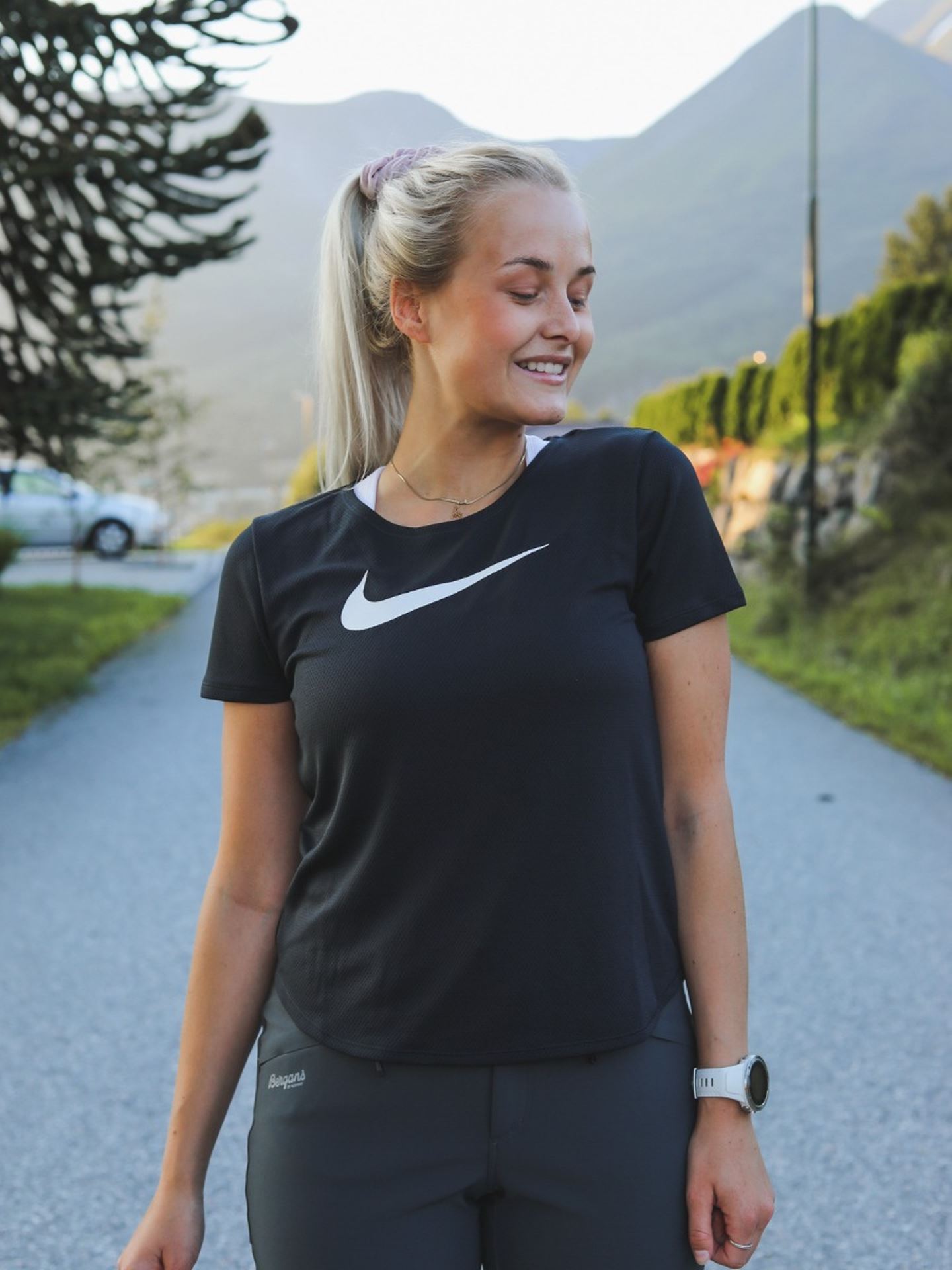 Swoosh Run Tee