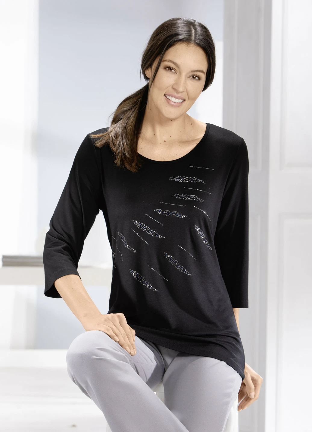 Herrliches Shirt mit Zierplättchen