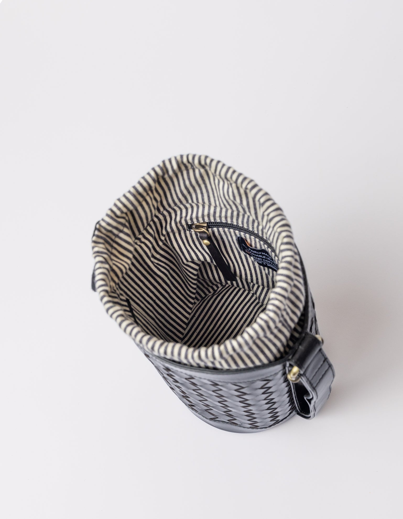 Zola - Black Woven Classic Leather
