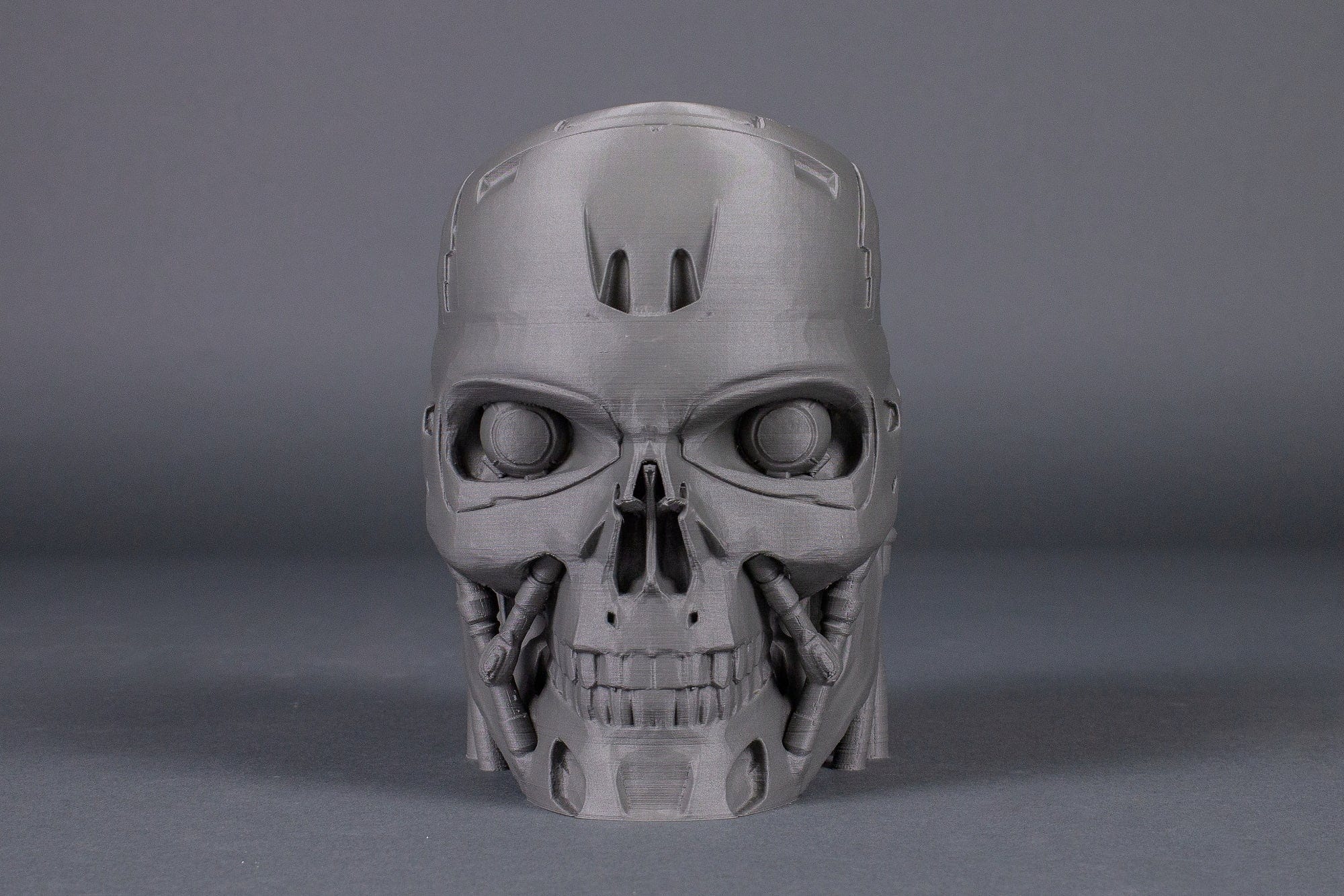 FormFutura  Matt PLA Aircraft Grey Camouflage, 1,75 mm / 750 g    Mattes PLA mit rauer Oberfläche und feinen Details