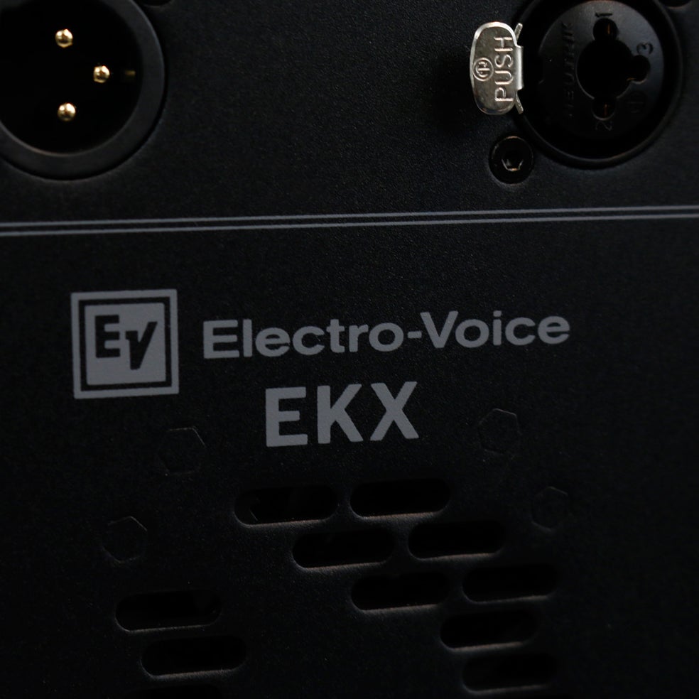 Electro-Voice EKX-15SP + beschermhoes