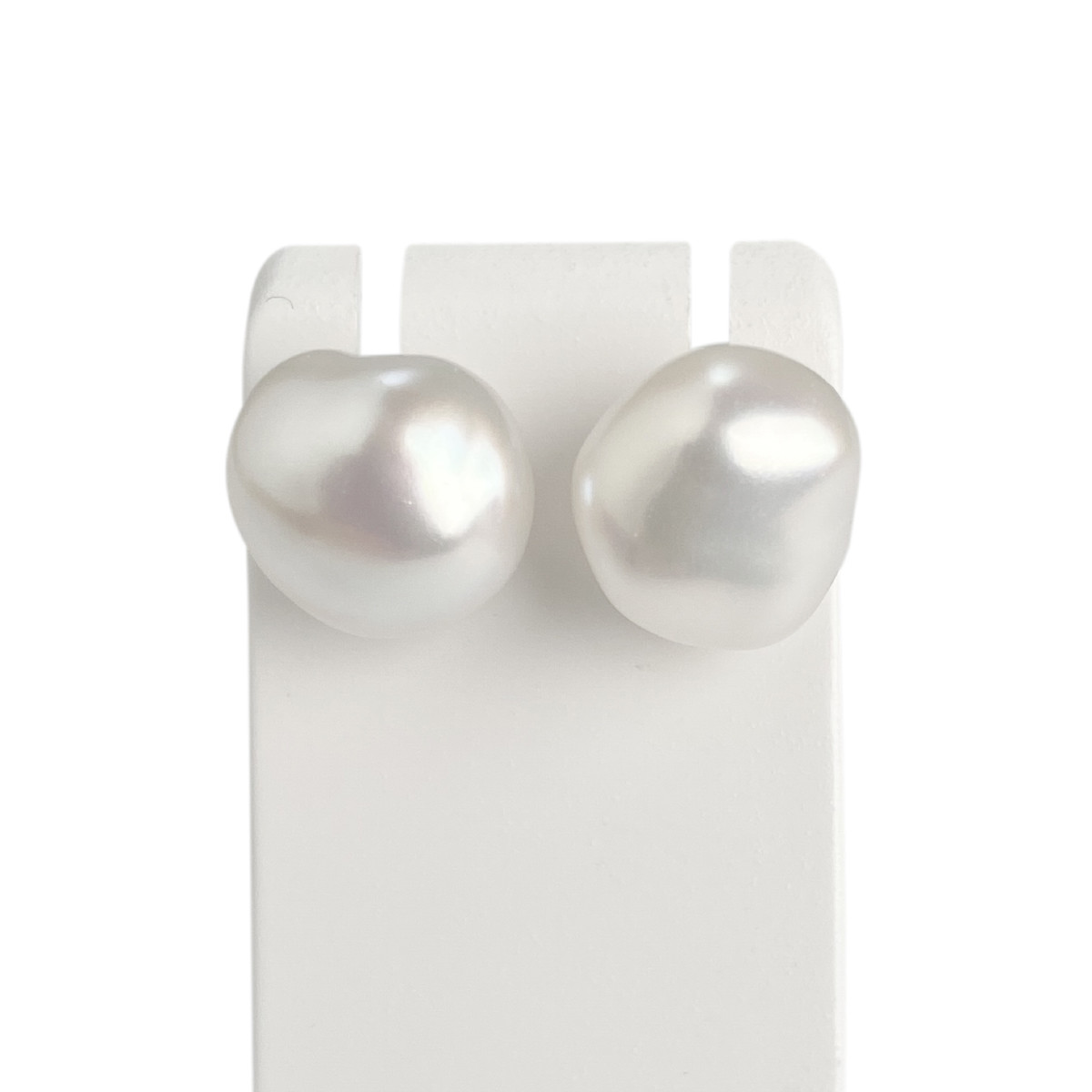 Boucles d'oreilles d'occasion or 750 jaune perles de culture baroques