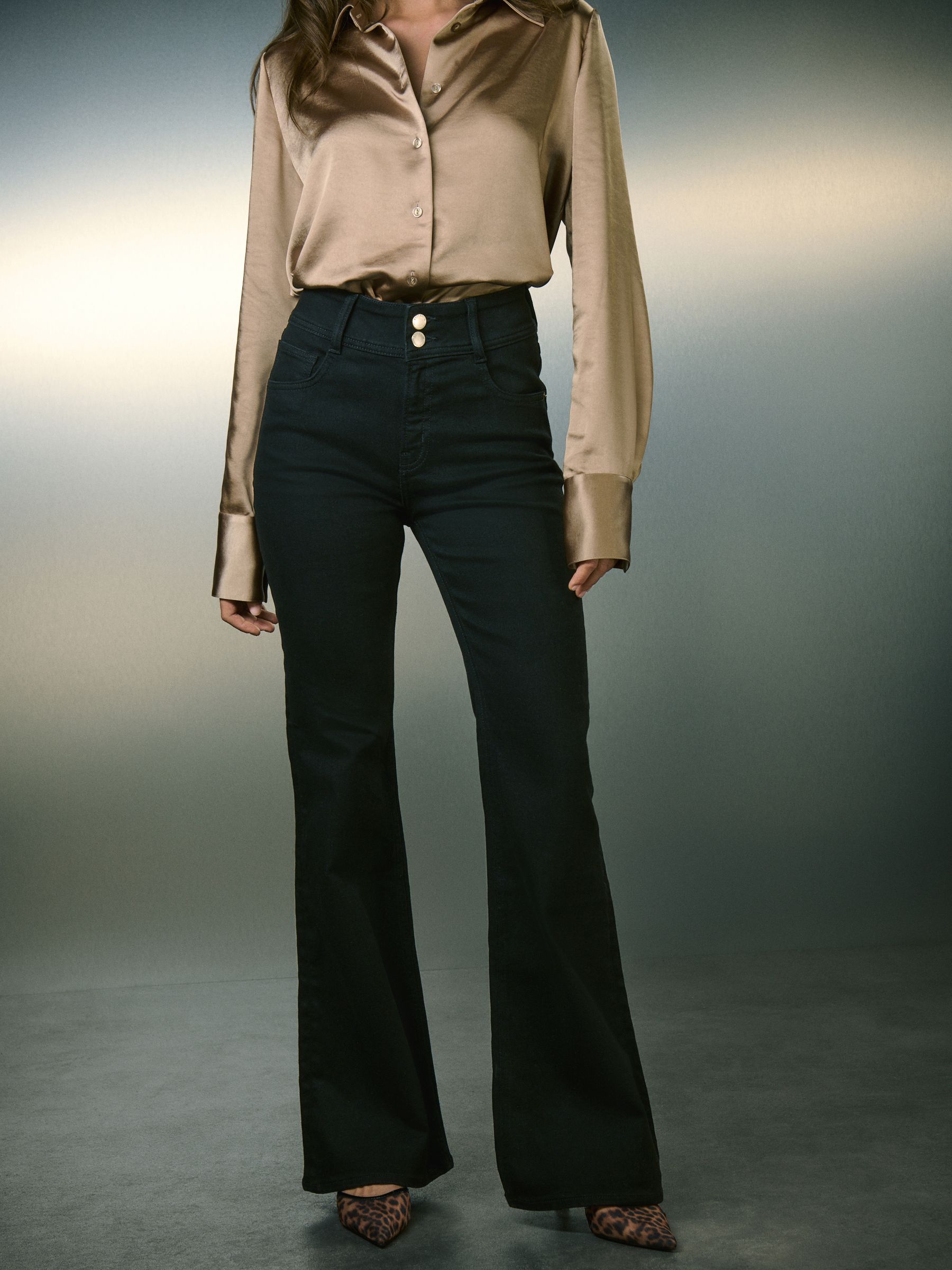 Zwart - High Rise Stretch Flare Jeans