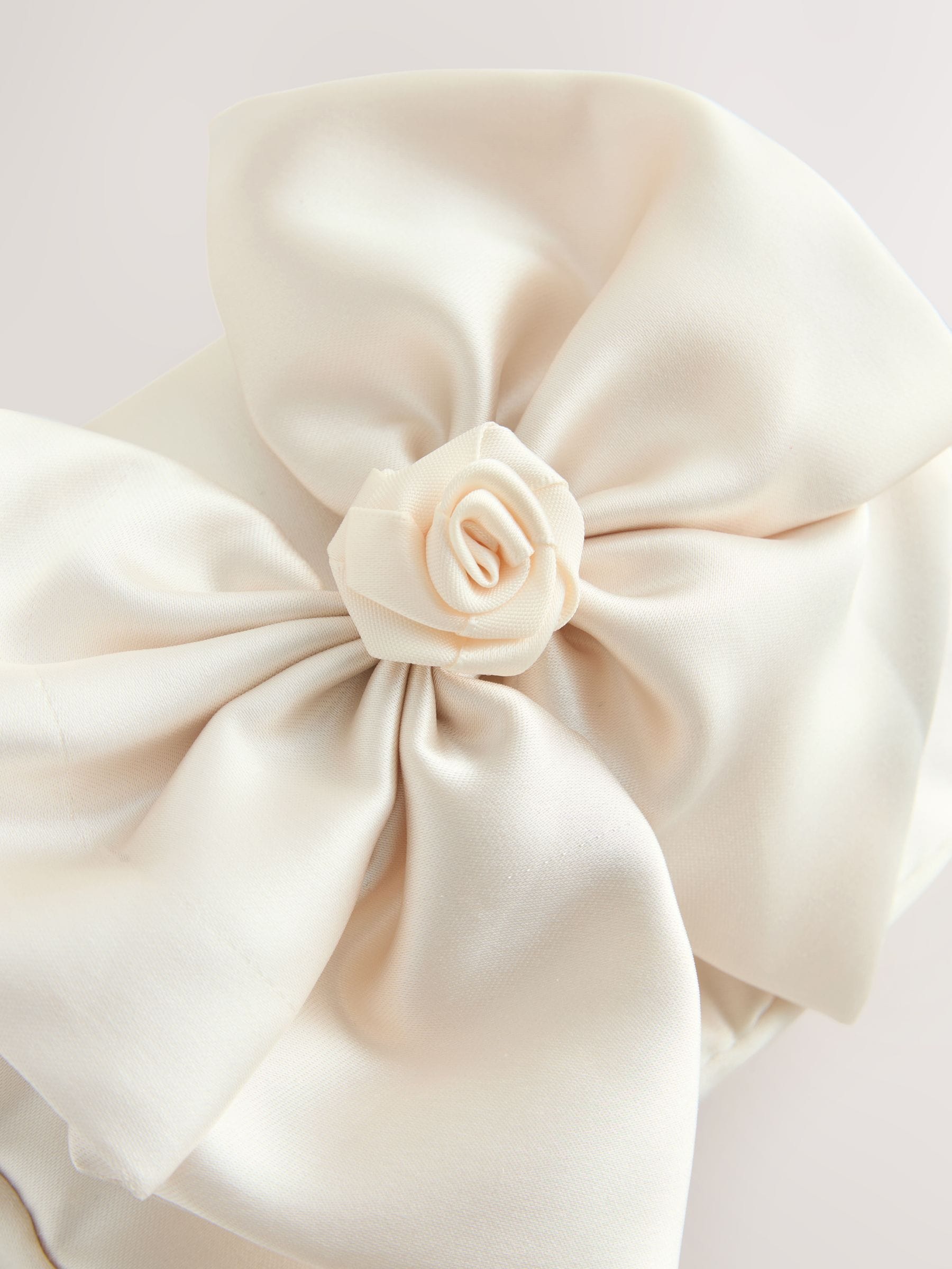 Crème - Rose Bow Bag