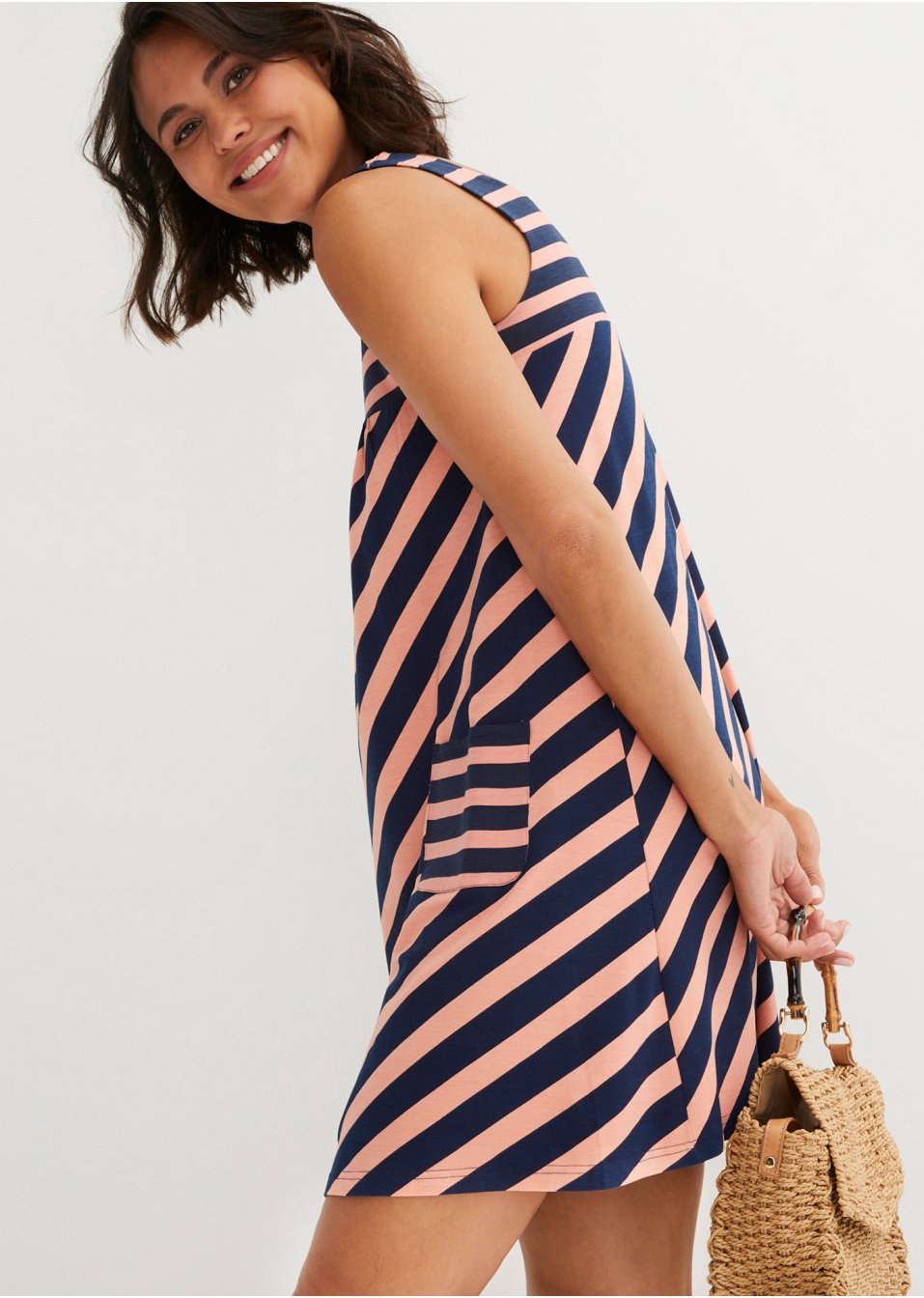 Robe courte en jersey  avec poches en viscose