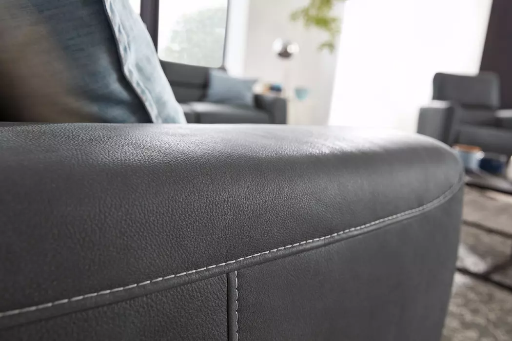 Sofa MR 260