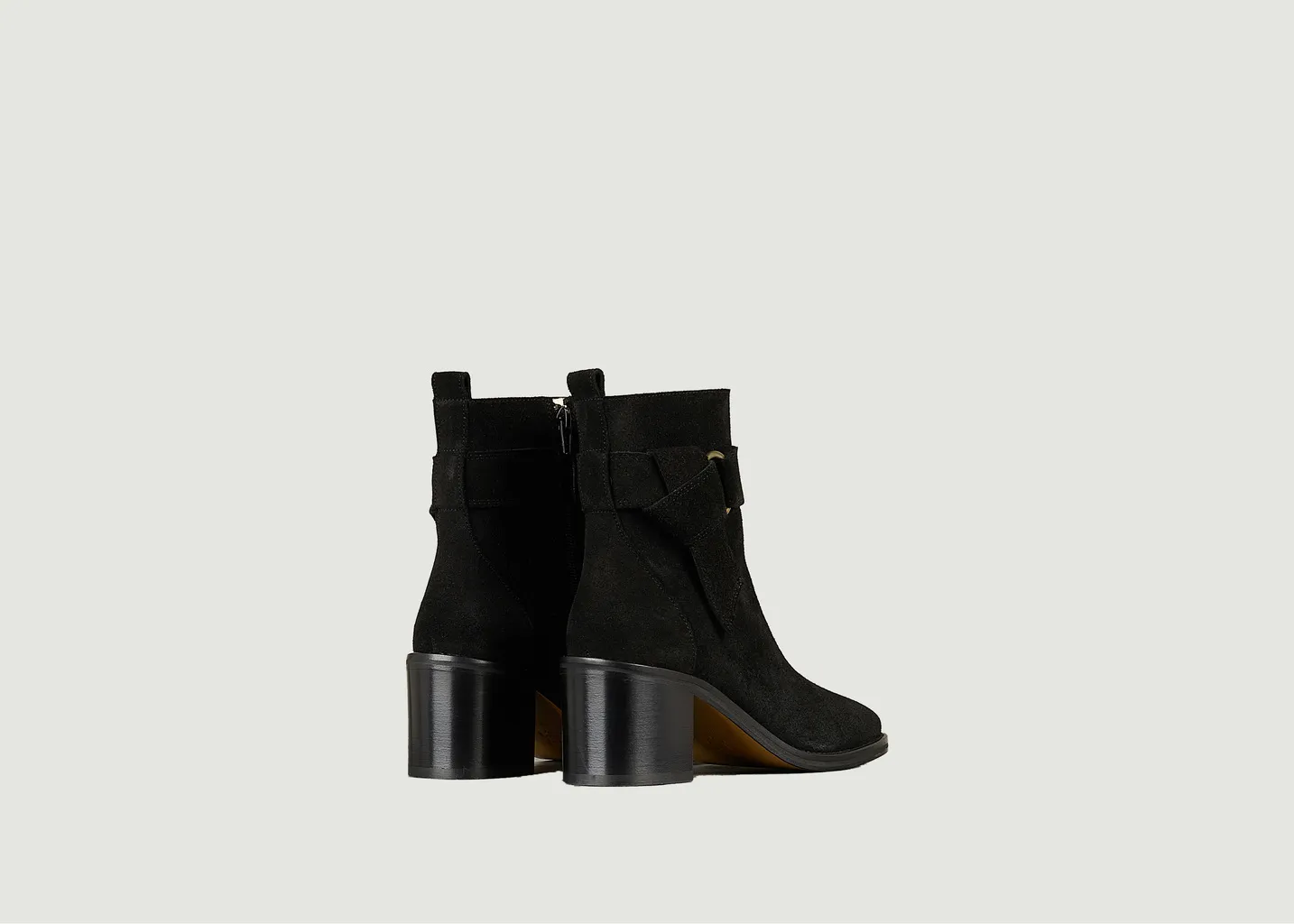 Boots Lea Tila March