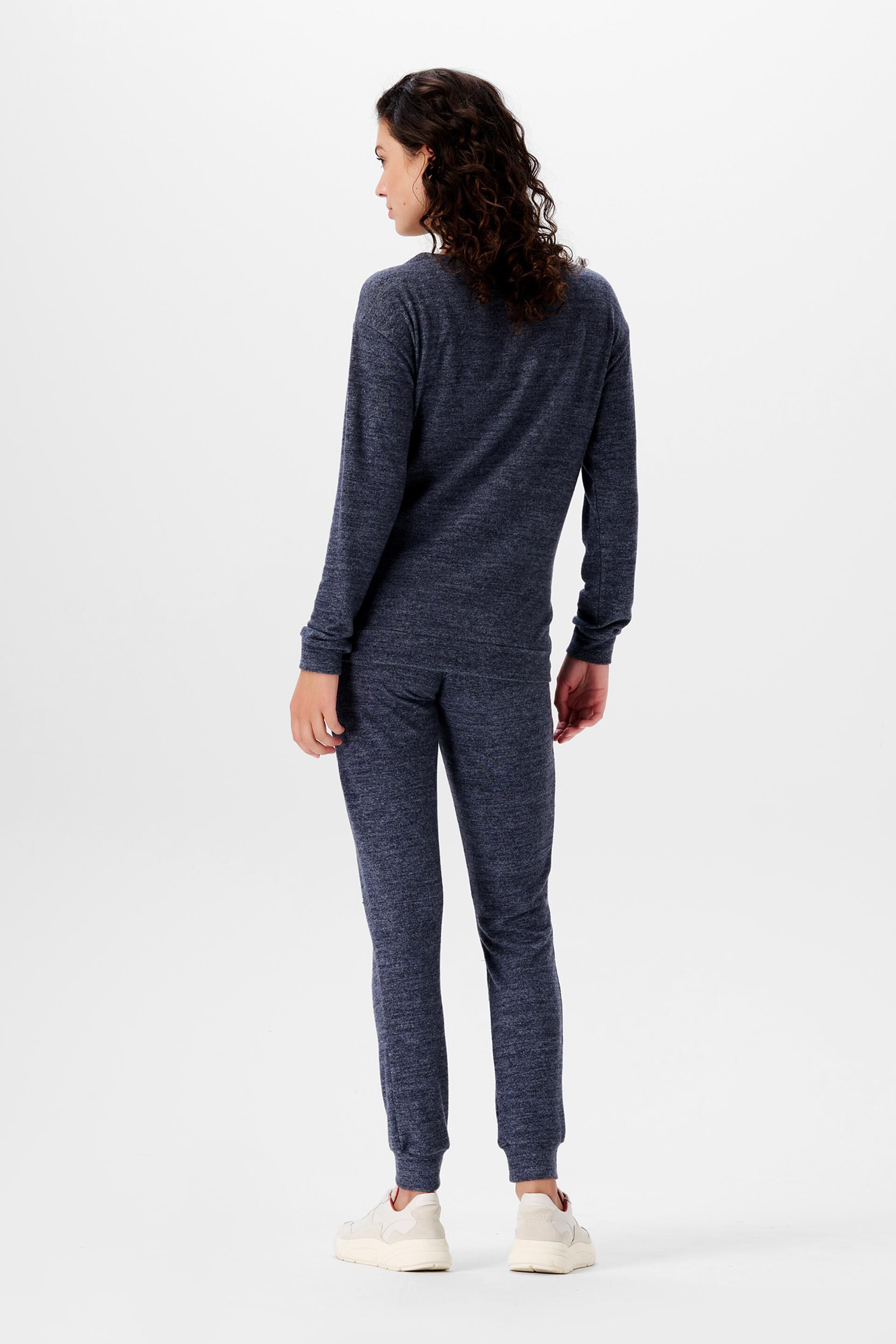 Pants knitted