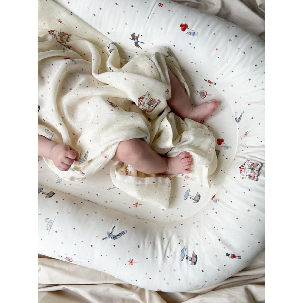 Køb Cam Cam Copenhagen Carousel Babynest