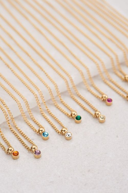 Ketting met geboortesteen