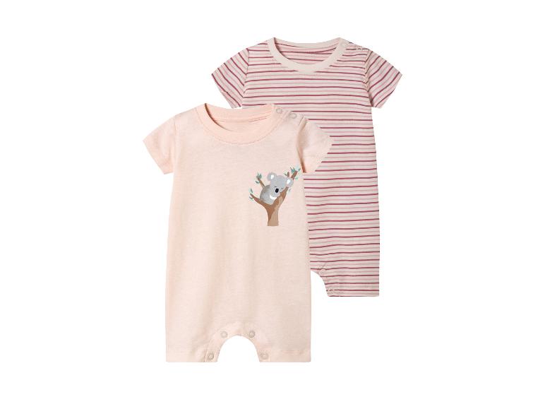 2 baby pyjama's