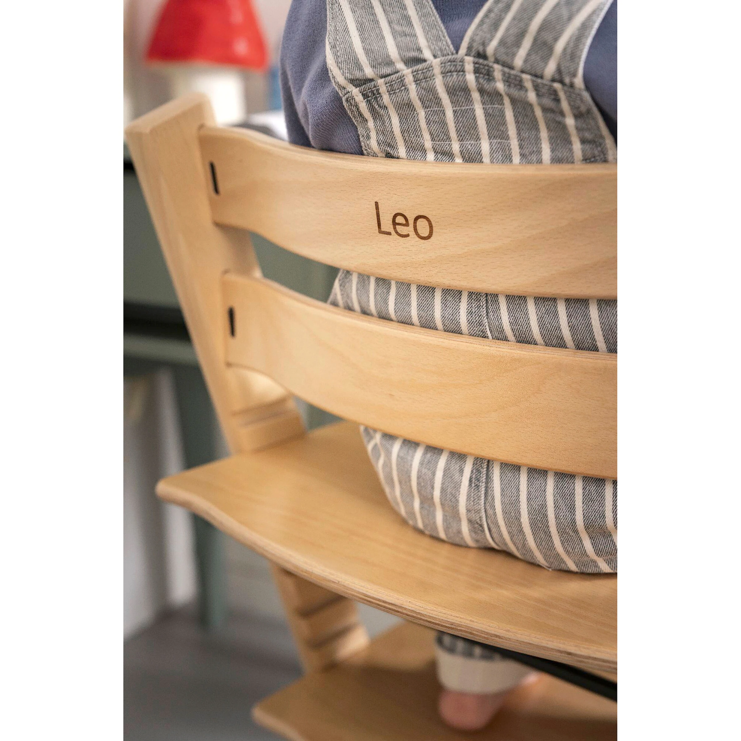 Stokke® - TRIPP TRAPP® Treppenhochstuhl mit Gravur Natural
