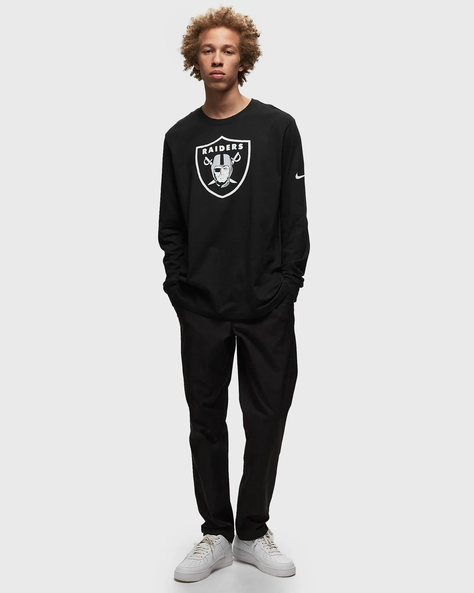 Nike NFL Las Vegas Raiders Nike Essential Cotton LS Logo T-Shirt
