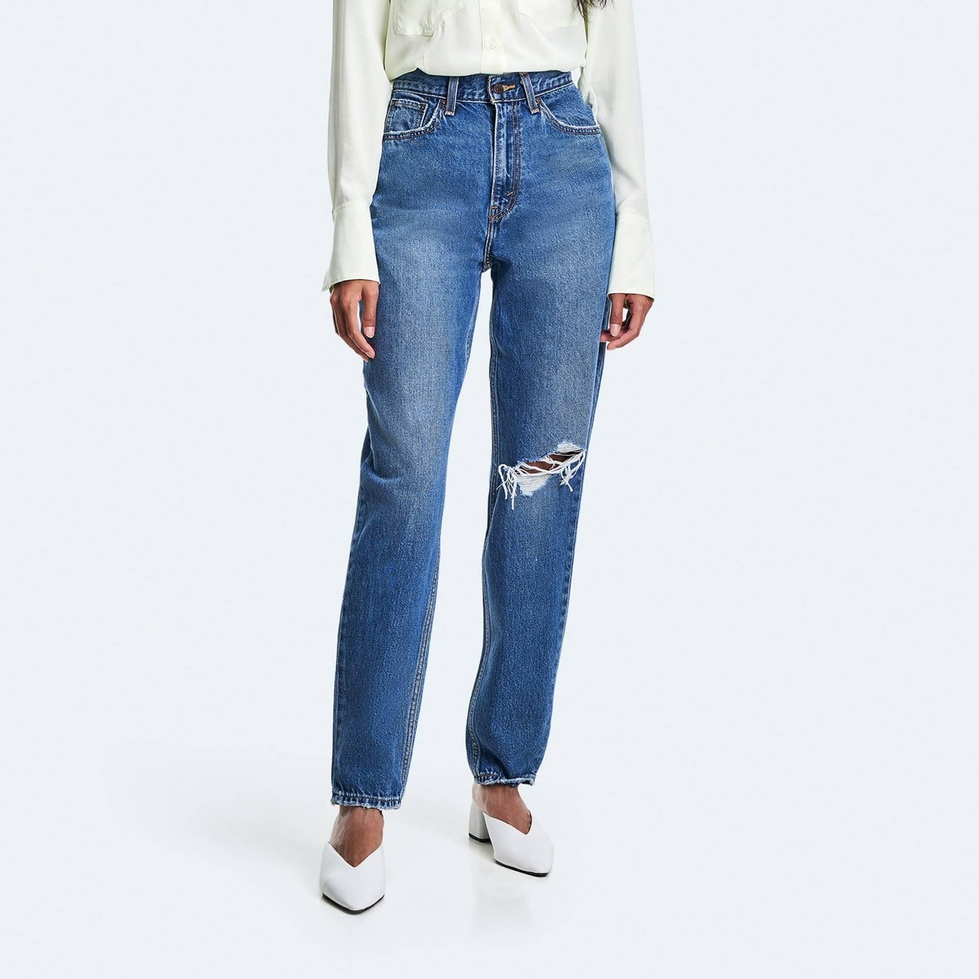 Levis 80s Mom Jeans