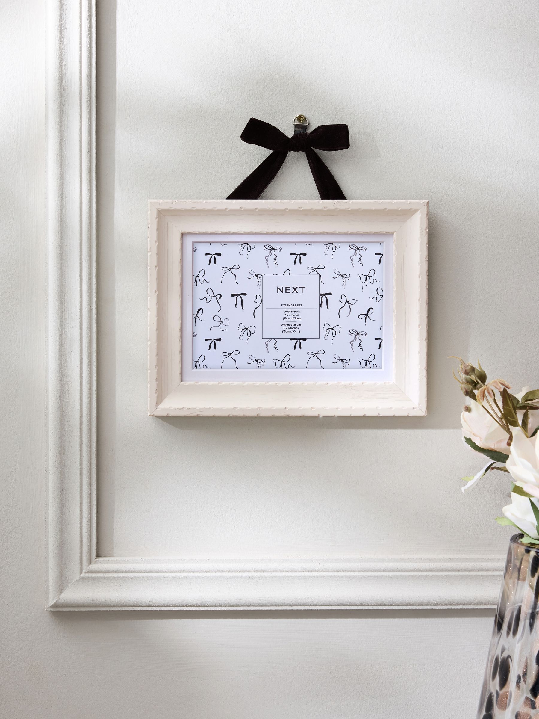 Velvet Bow Hanging Ornate Photo Frame