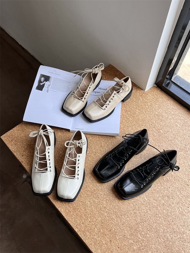 Karlao - Veterschoenen met vierkante neus