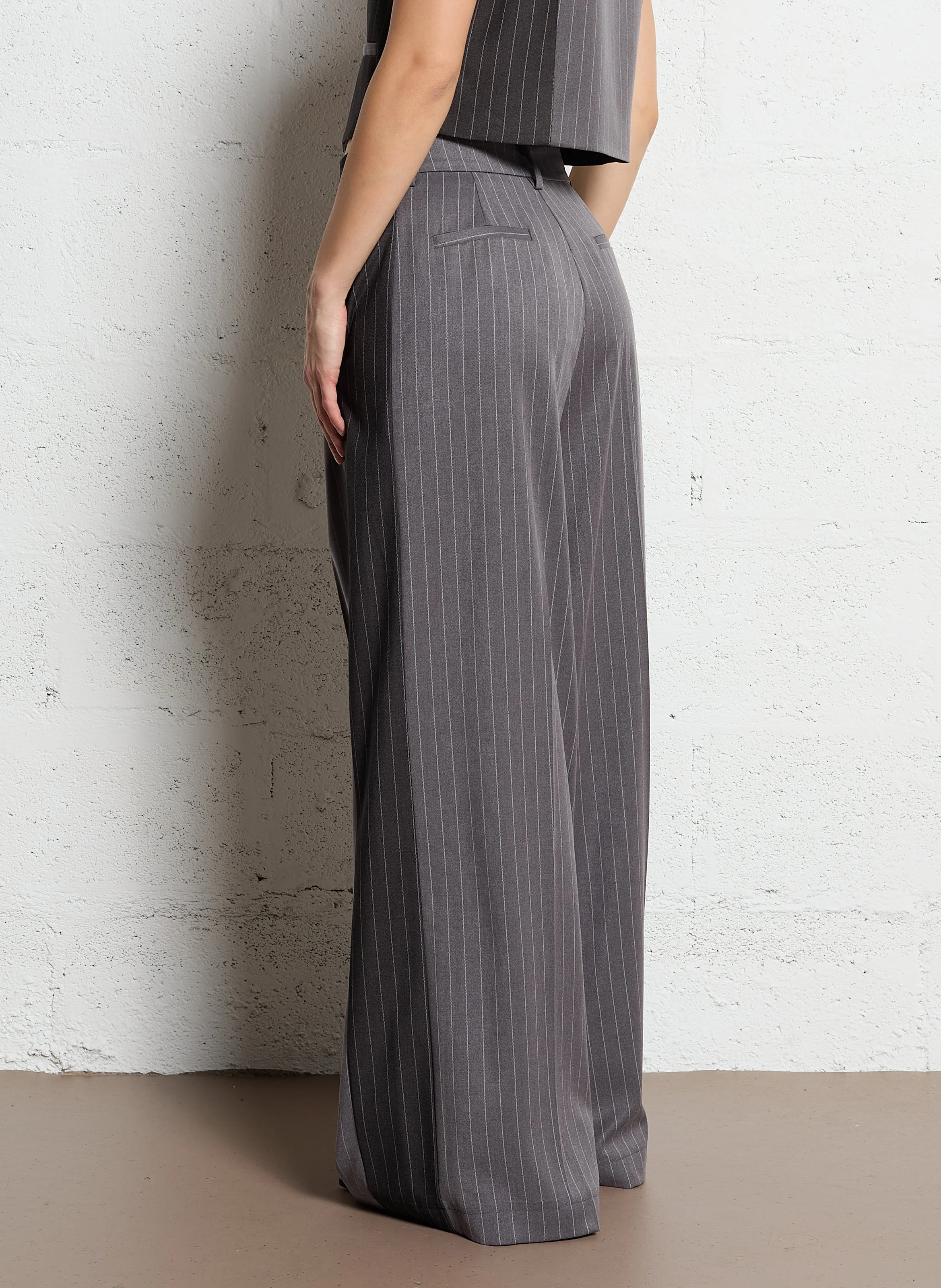 Pantalon palazzo rayé | Gris