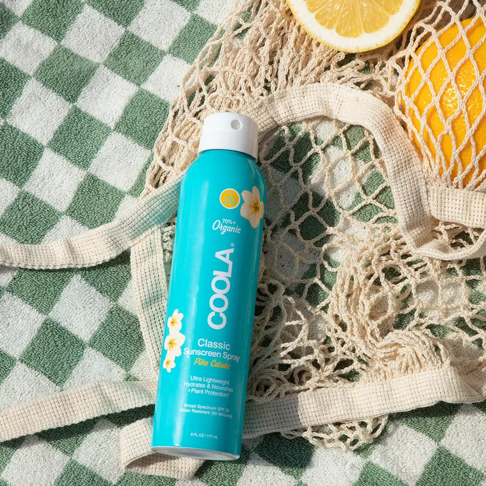 COOLA Classic Body Spray Piña Colada SPF 30 -177 ml.