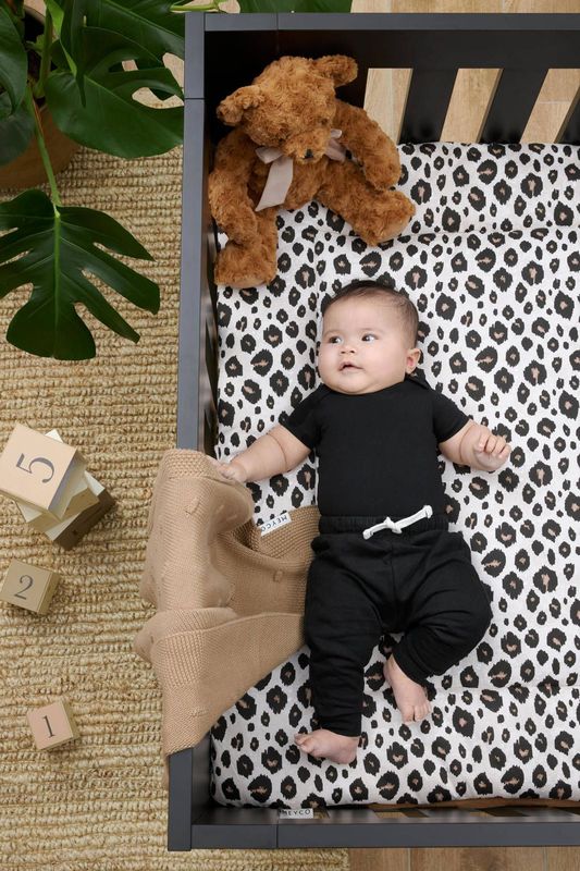 Meyco Baby Leopard boxkleed - sand melange - 80x100cm