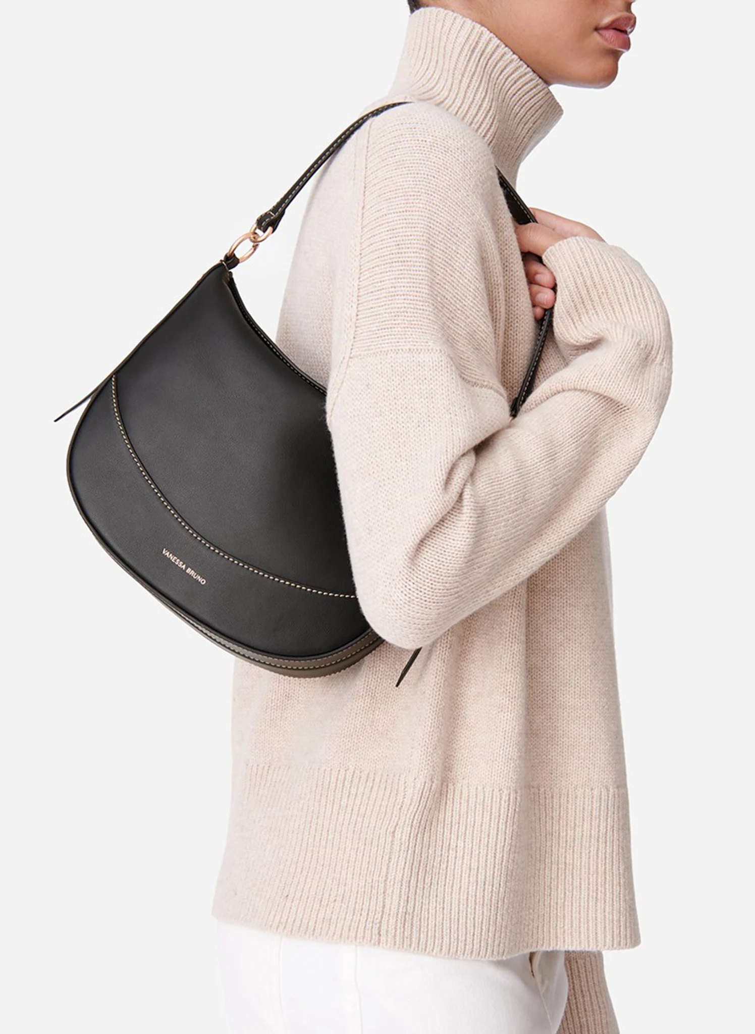 DAILY BAG MM - Sac porté épaule en cuir | Noir