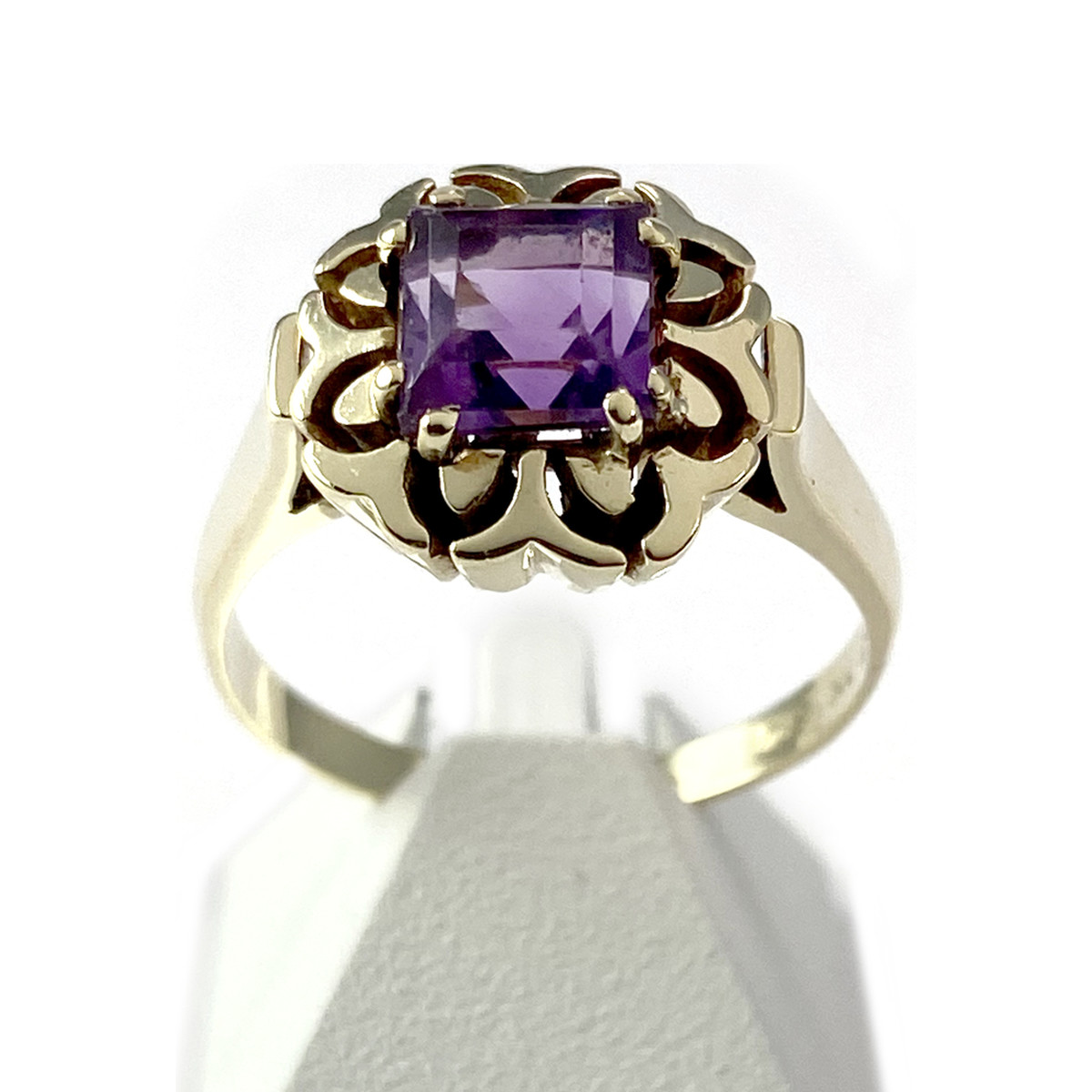 Bague d'occasion or 585 jaune améthyste