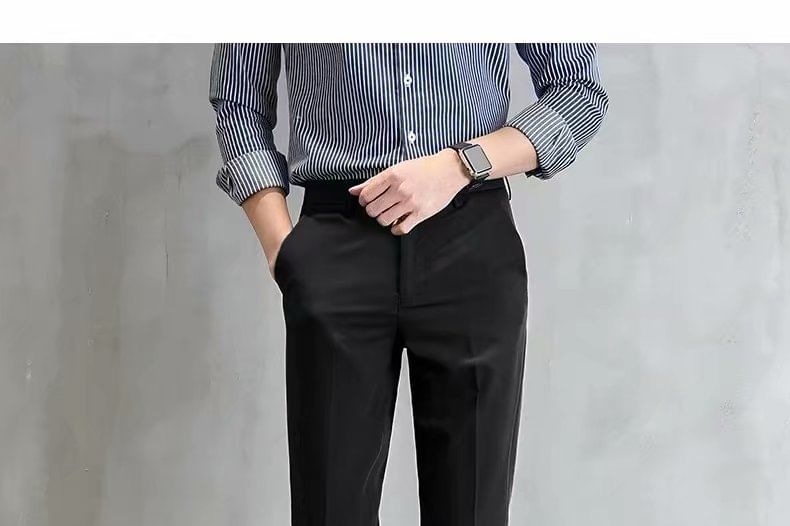 Wewewow - Mid Rise Plain Cropped Tapered Pants