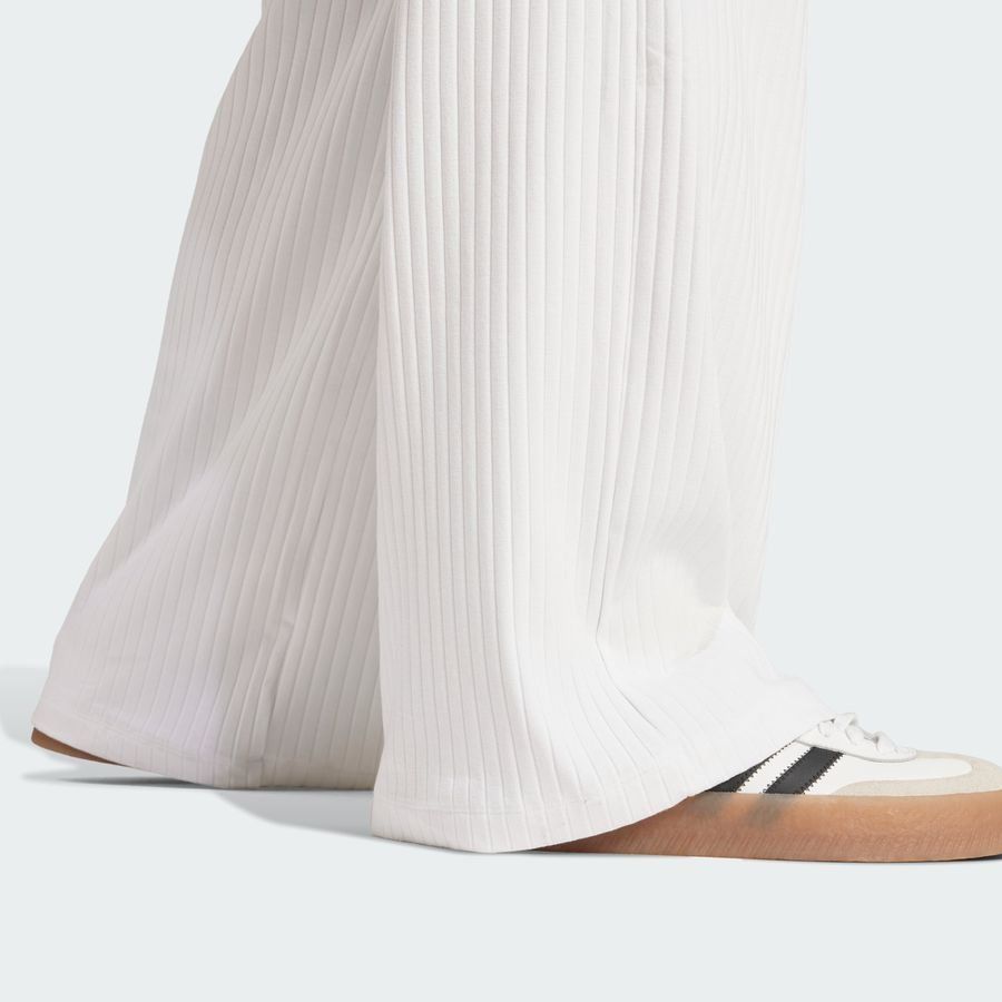 Adidas Original Pantalon large côtelé Essentials