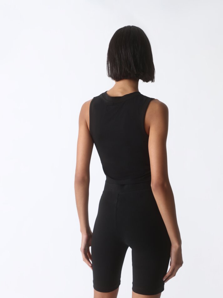 Blusa sem mangas - Preta