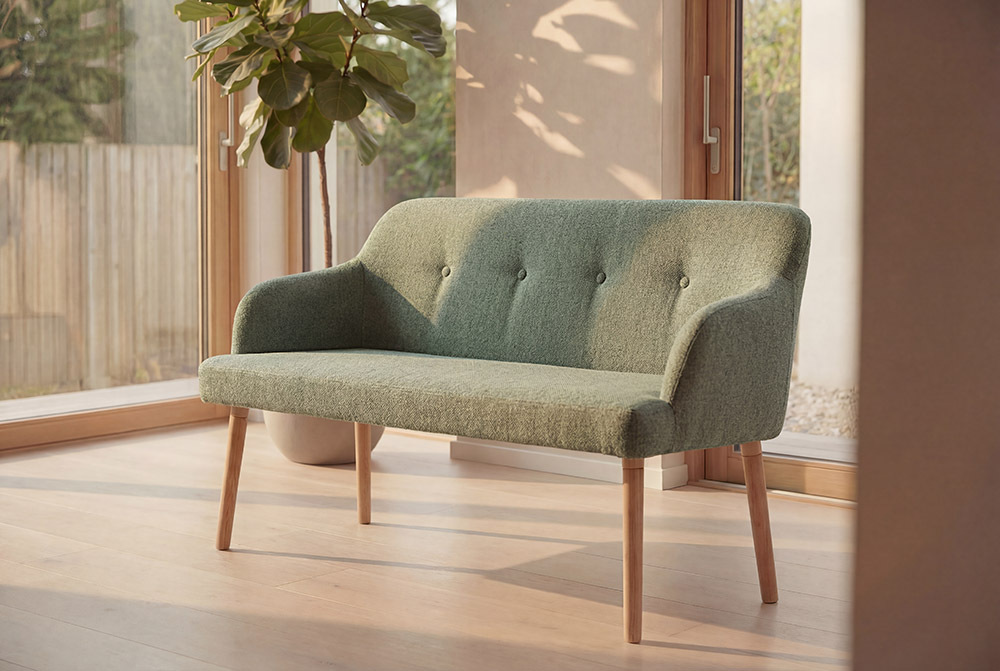 Nordische Sitzbank SCANDINAVIA MEISTERSTÜCK 115cm salbei natur Massivholz mit Armlehne