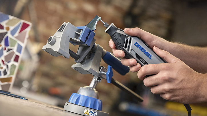 Mini outil Dremel 4250-1, 35 accessoires